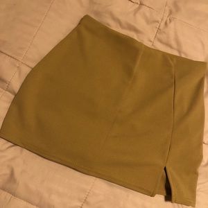 Tan/Brown Skort